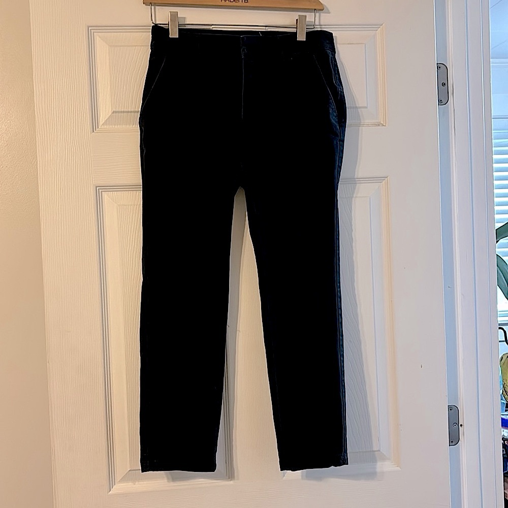 Straight leg black LOFT slacks size 4P